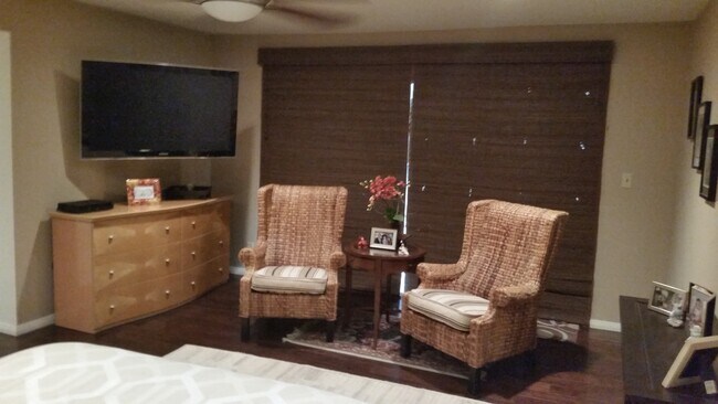 Foto del edificio - 6242 Riviera Cir