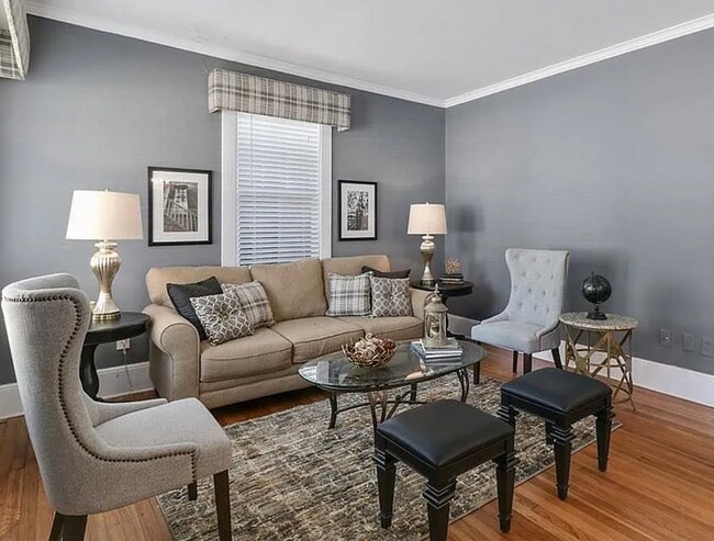 Foto del edificio - Bungalow Style and Old World Quality in Savannah's Parkside - Daffin Park