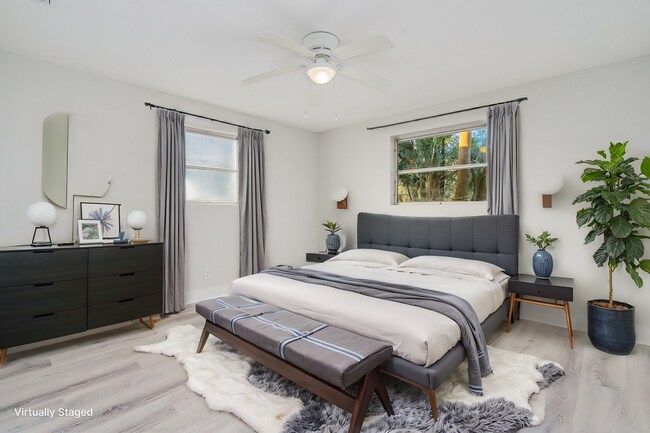 Foto del edificio - Fully Remodeled 2-Bedroom Home in Prime Or...