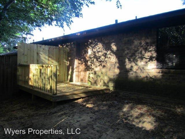 Building Photo - 103 Bass Dr