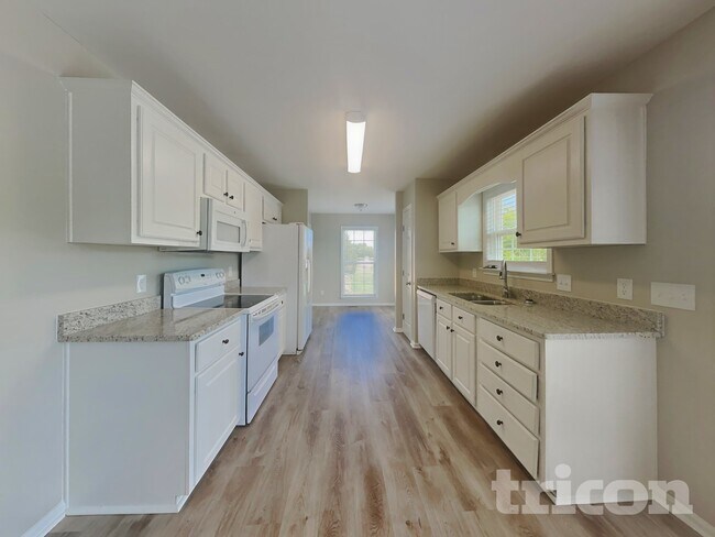 Foto del edificio - 131 Overlook Pl