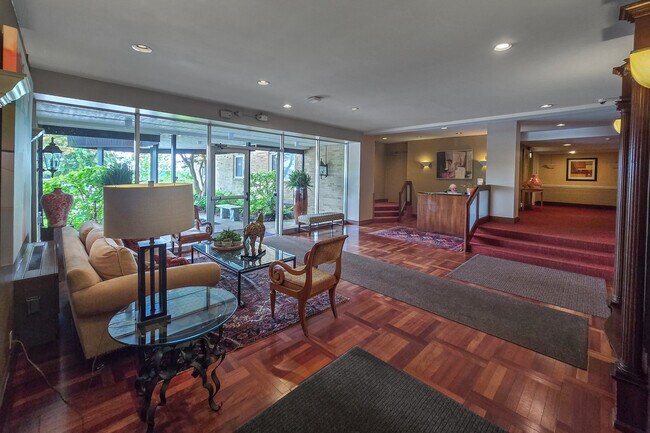 Foto del edificio - 1617 E McMillan St