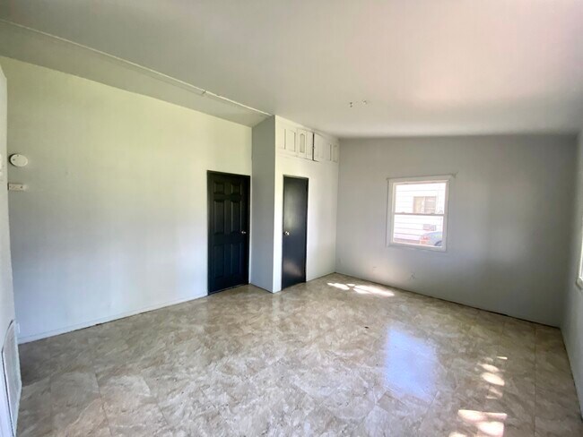 Foto del edificio - 619 Plum St