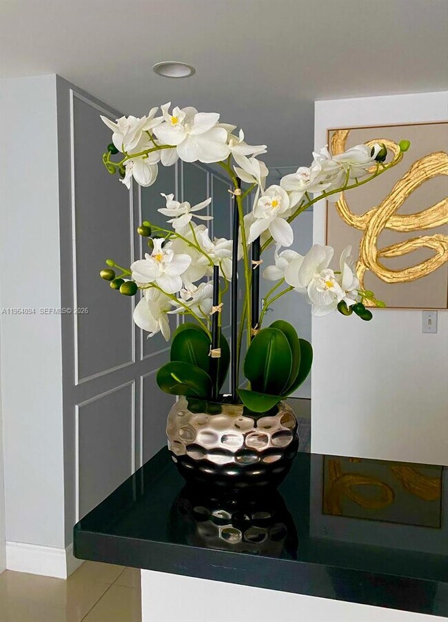 Foto del edificio - 244 Biscayne Blvd