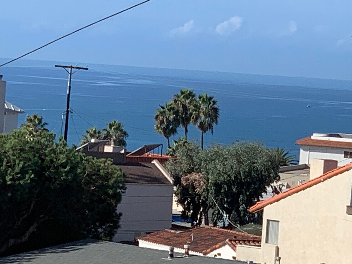Primary Photo - 308 Avenida Santa Barbara