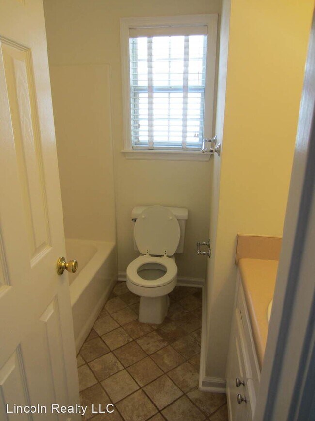 Building Photo - 3 br, 2 bath House - 4125 Sedgwyck Lane