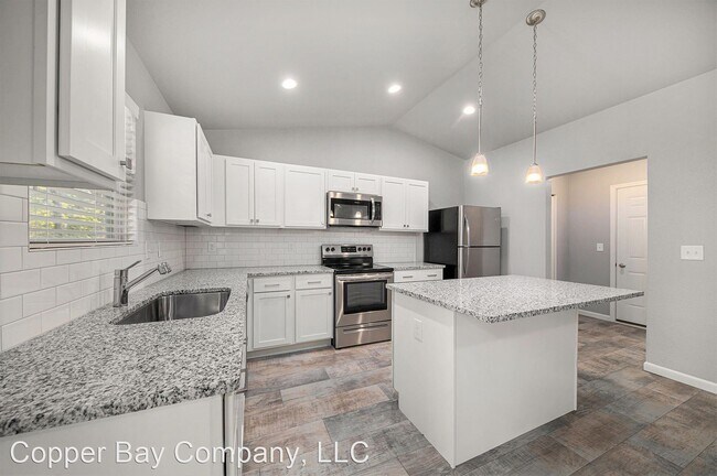 Building Photo - 3 br, 2 bath House - 1753 Bluff Ridge Court