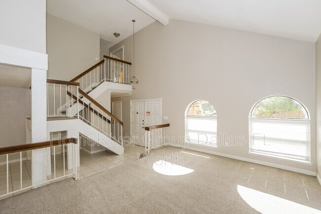 Building Photo - 3205 Willow Bend Ct
