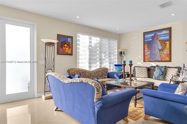 Foto del edificio - 6309 NW 104th Ct