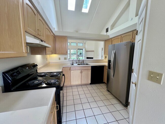 Foto del edificio - Town for Rent in Battlement Mesa