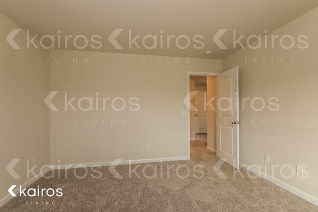 Building Photo - 457 Wagon Trail