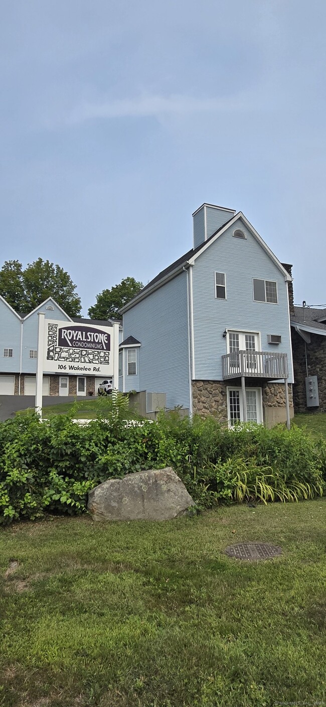 Building Photo - 106 Wakelee Rd