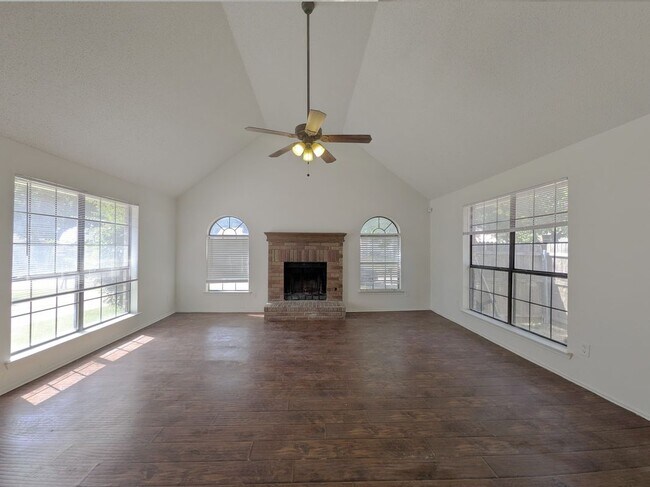 Foto del edificio - 8505 Liberty Ln