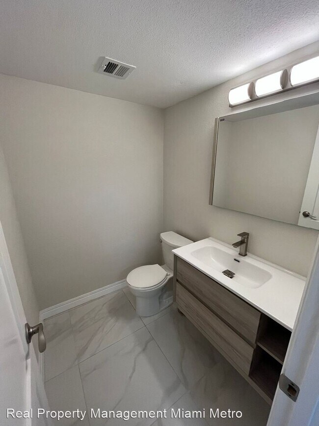 Foto del edificio - 1 br, 2 bath House - 1301 River Reach Driv...