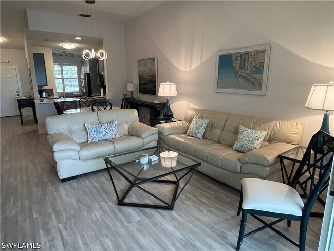 Foto del edificio - 2325 Carrington Ct