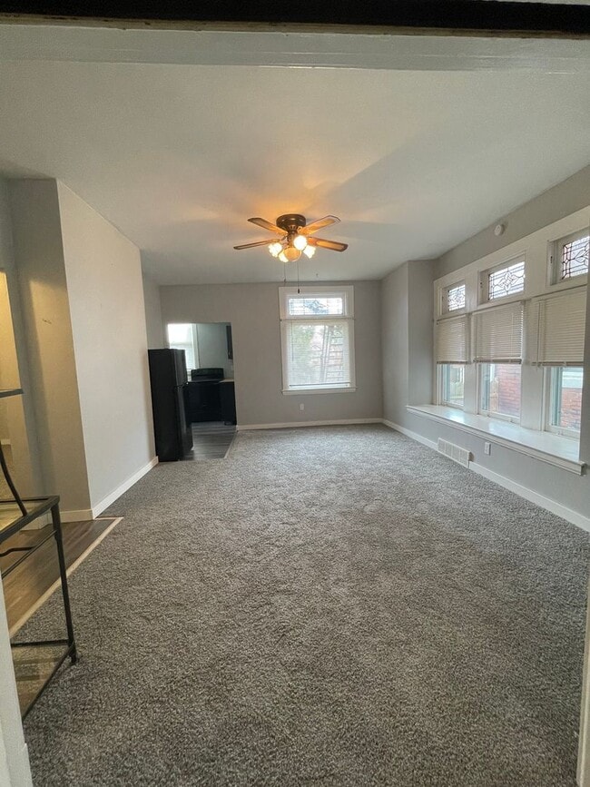 Photo - 130 S Bryant Ave Apartment