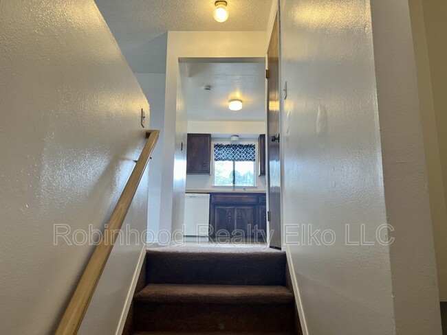 Foto del edificio - 397 Parkchester Dr