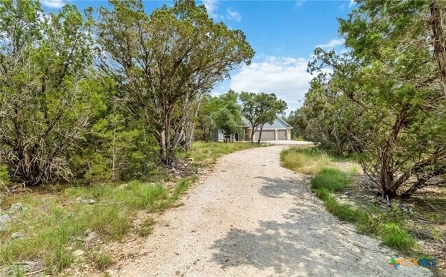 Building Photo - 1560 Hilltop Ridge