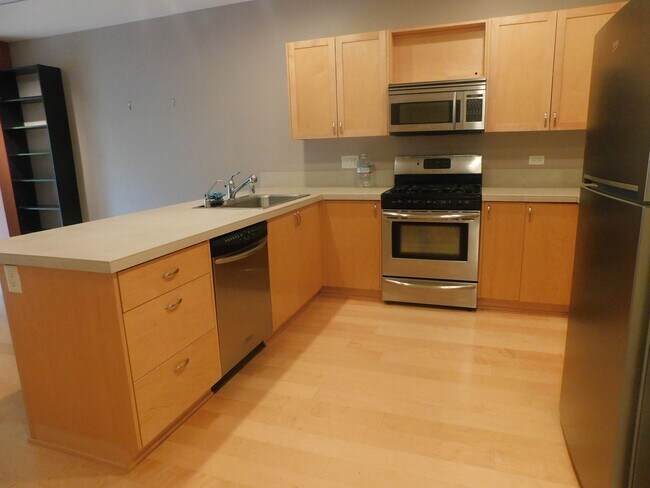 Foto del edificio - Fall Special $300 Off First Full Mo.-Beaut...