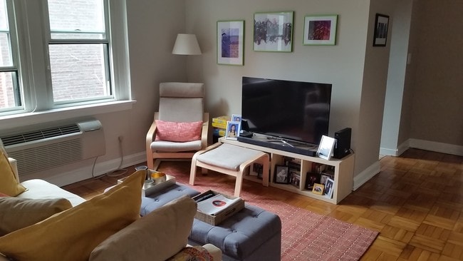 Living Room - 1725 New Hampshire Ave NW