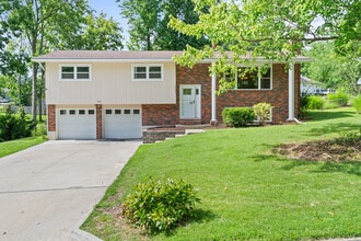 Building Photo - 1305 Jake Ln Building Photo - 1305 Jake Ln