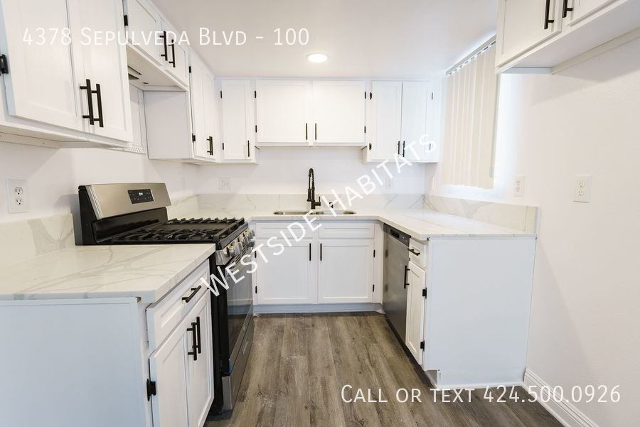 Primary Photo - 4378 Sepulveda - Gorgeous, fully renovated...