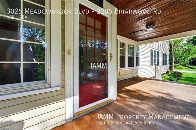 Foto del edificio - 3025 Meadowbrook Blvd