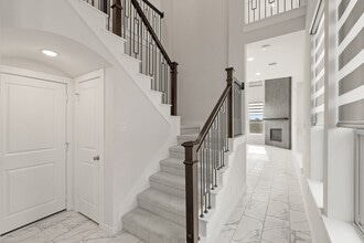 Building Photo - 6579 Scarlet Pond Ln