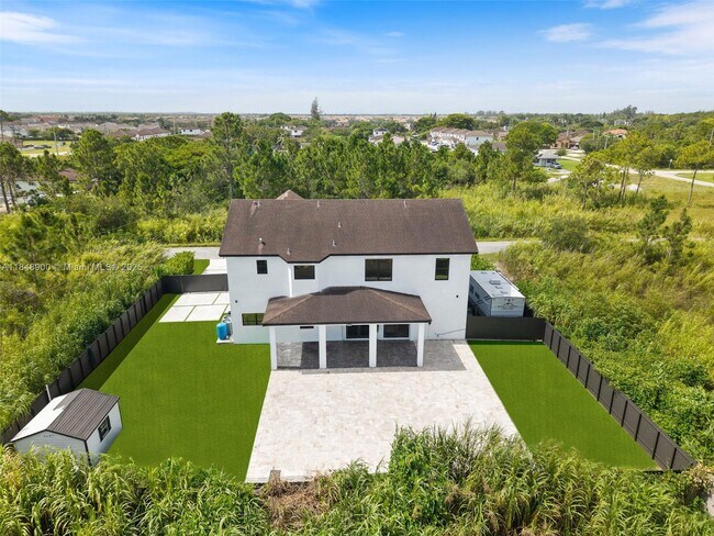 Foto del edificio - 11761 SW 226th Terrace