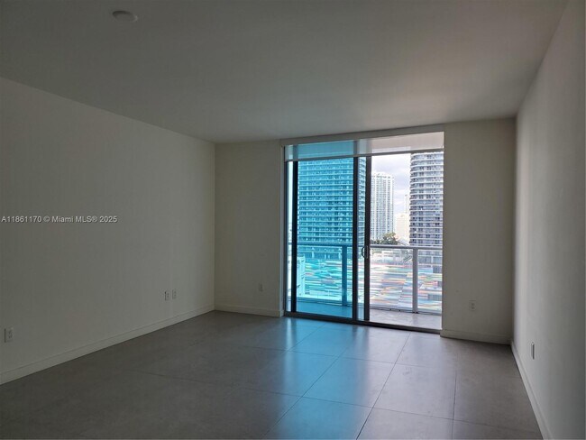 Foto del edificio - 1100S S Miami Ave