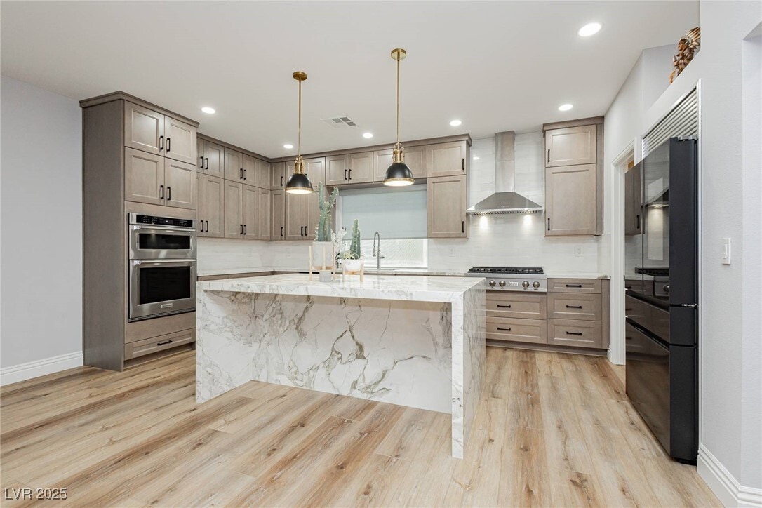 Foto principal - 8095 Carpenter Creek Ave