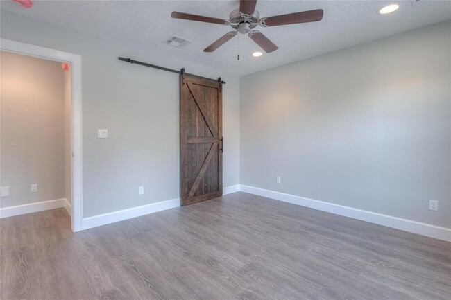Building Photo - 95 Bernice Dr