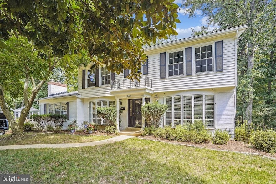 Primary Photo - 8501 Canterbury Dr