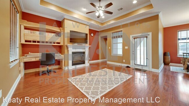 Foto del edificio - 3 br, 2 bath House - 149-A Grand Avenue