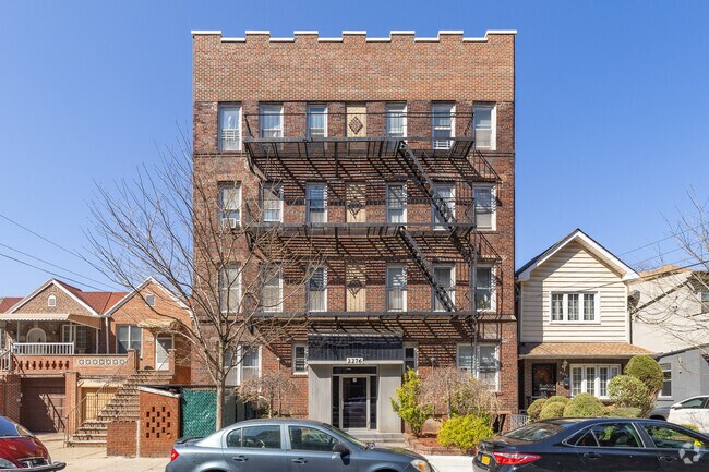 Building Photo - 2276 Homecrest Ave