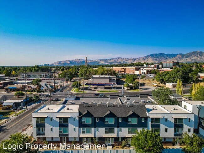 Foto del edificio - 2 br, 2.5 bath House - 3327 South 1100 East