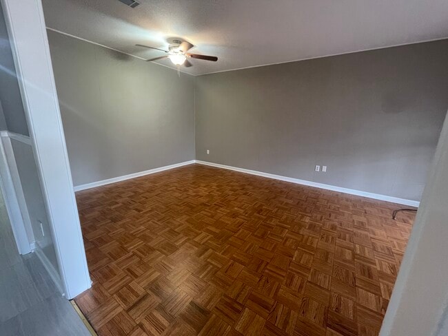 Sala de estar - 3416 Grassfort Dr SW