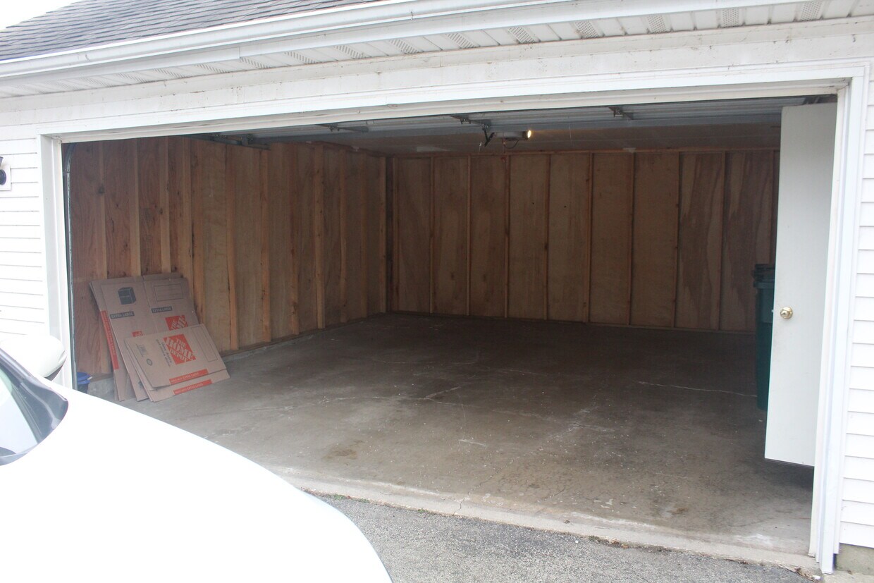 Primary Photo - 10428 Metalmark Ln