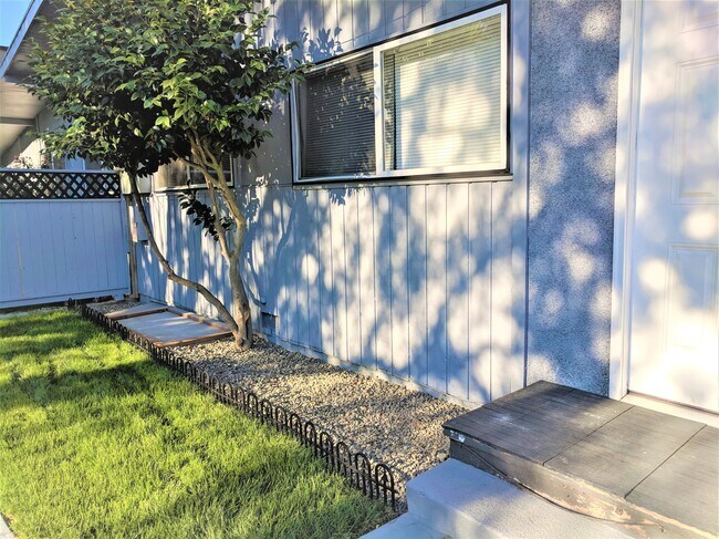 Foto del edificio - 9802 NE 188th St