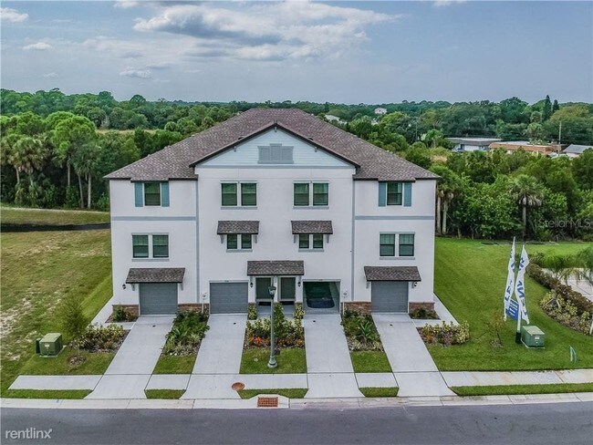 Building Photo - 2 br, 2.5 bath House - 5576 Mercado Dr