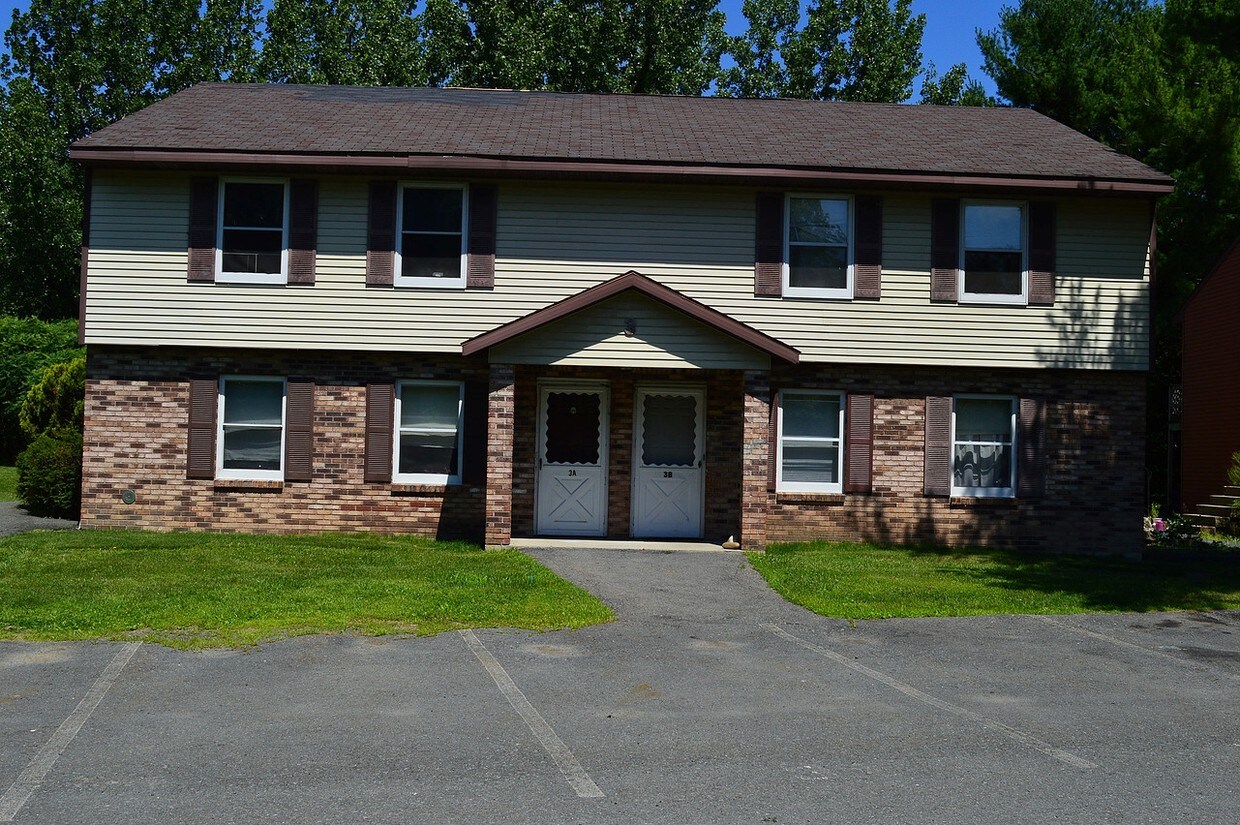 Primary Photo - Pine Park Terrace