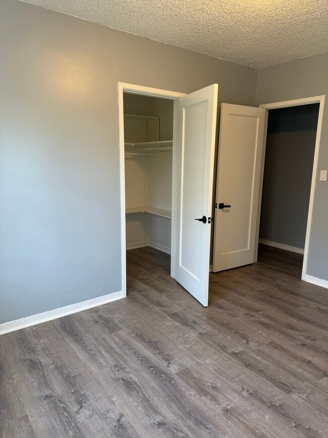 Building Photo - 11456 Albers St