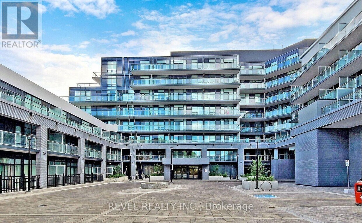 Primary Photo - 621-621 Sheppard Ave E