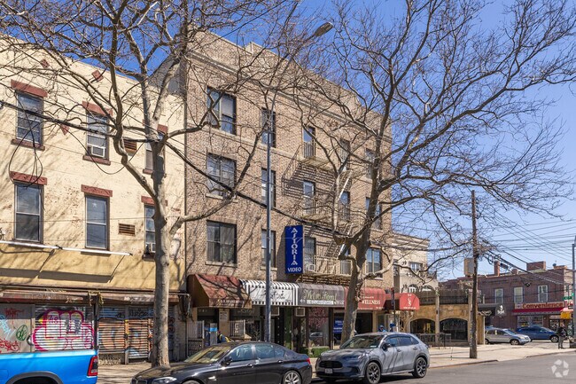Building Photo - 4111 30th Ave