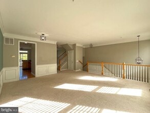 Building Photo - 895 Chatfield Rd