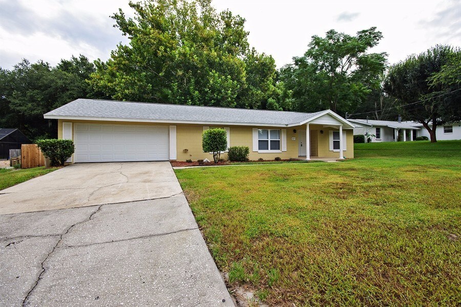 Foto principal - 1845 Spring Lake Rd