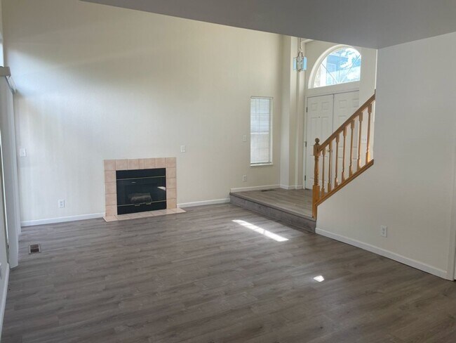 Building Photo - South Reno Three Bedroom Home with Land...