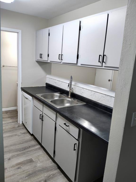 Building Photo - 3119 W Willow Knolls Dr