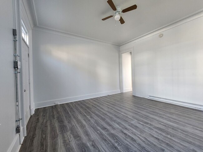 Foto del edificio - 1571 Tremont St