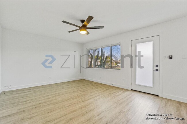 Building Photo - 908 E Claremont St